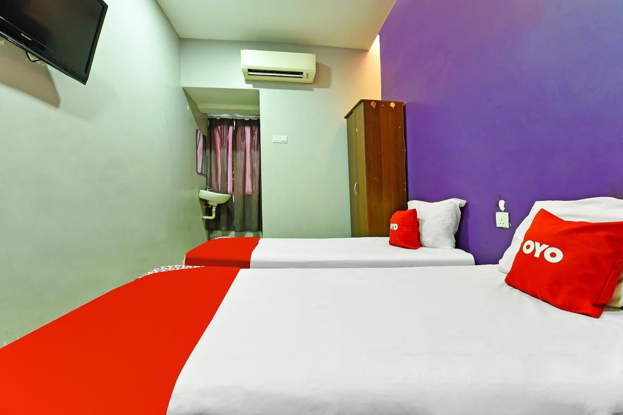 Oyo 90138 Hotel Elwarda Klcity Kuala Lumpur Exterior foto